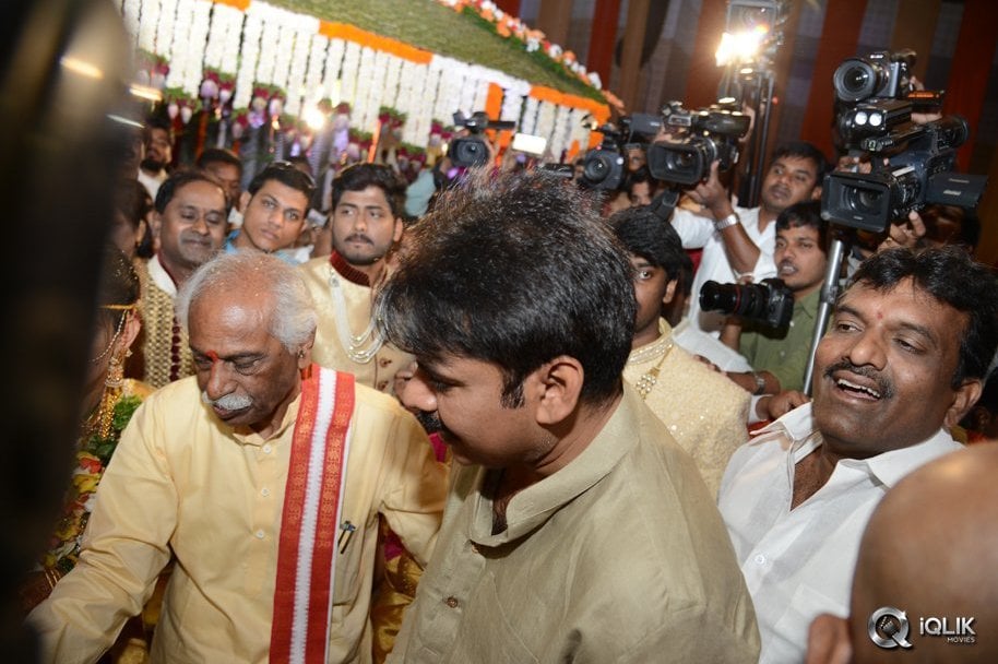 Celebs-at-Bandaru-Dattatreya-Daughter-Marriage